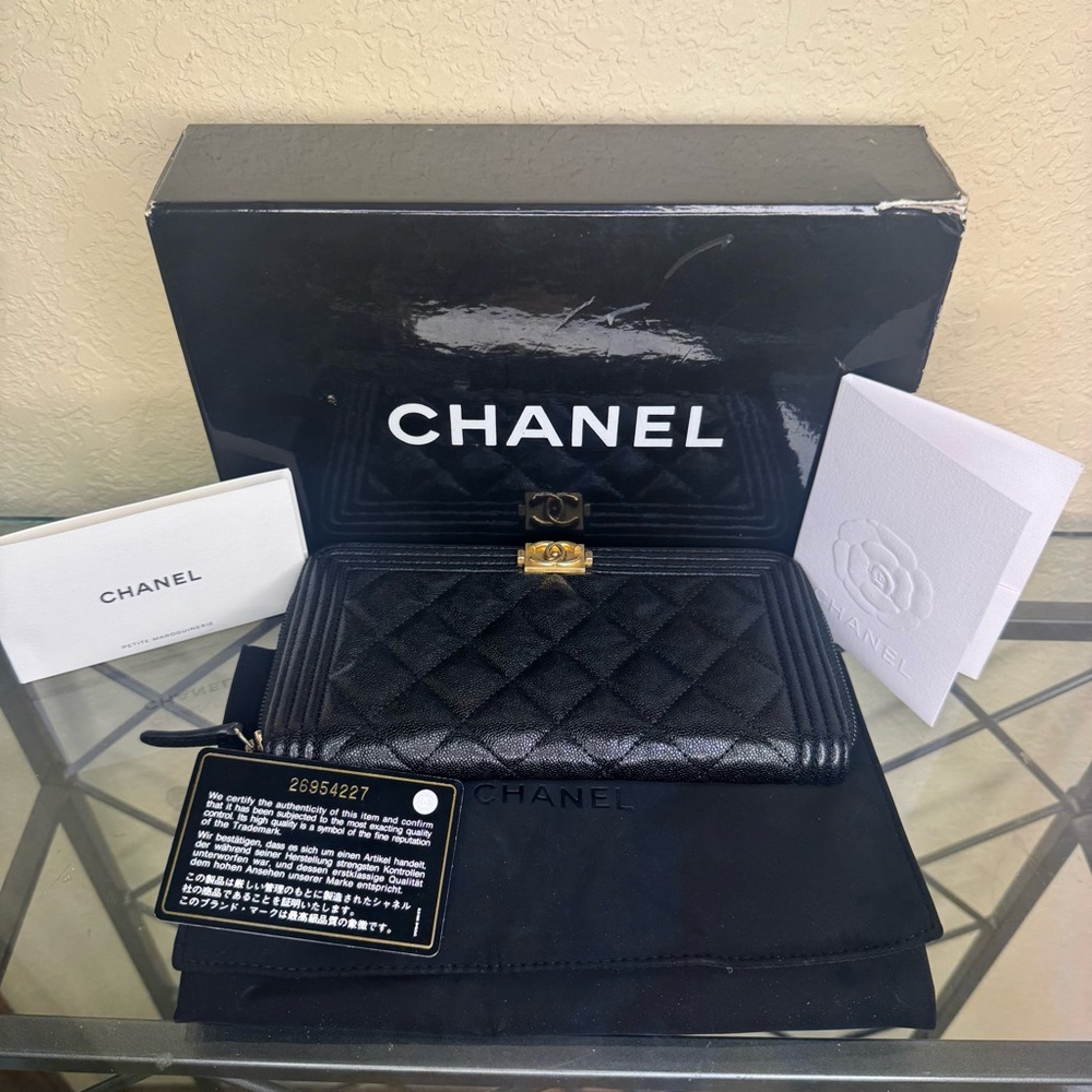 CHANEL Black Quilted Caviar Leather Boy Long Zipped Wallet - Picture 2 of 13